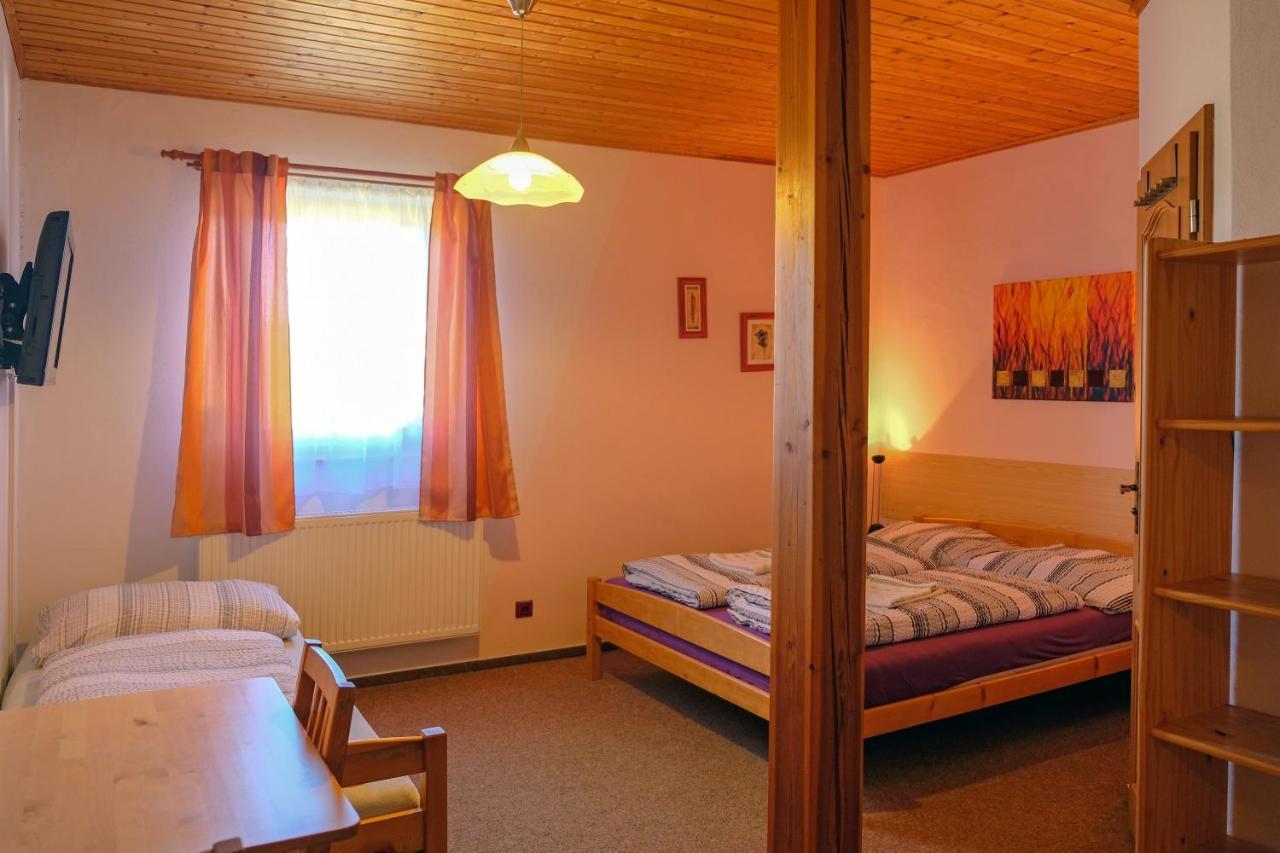 Horska Kvilda - Ubytovani U Chvalu Bagian luar foto