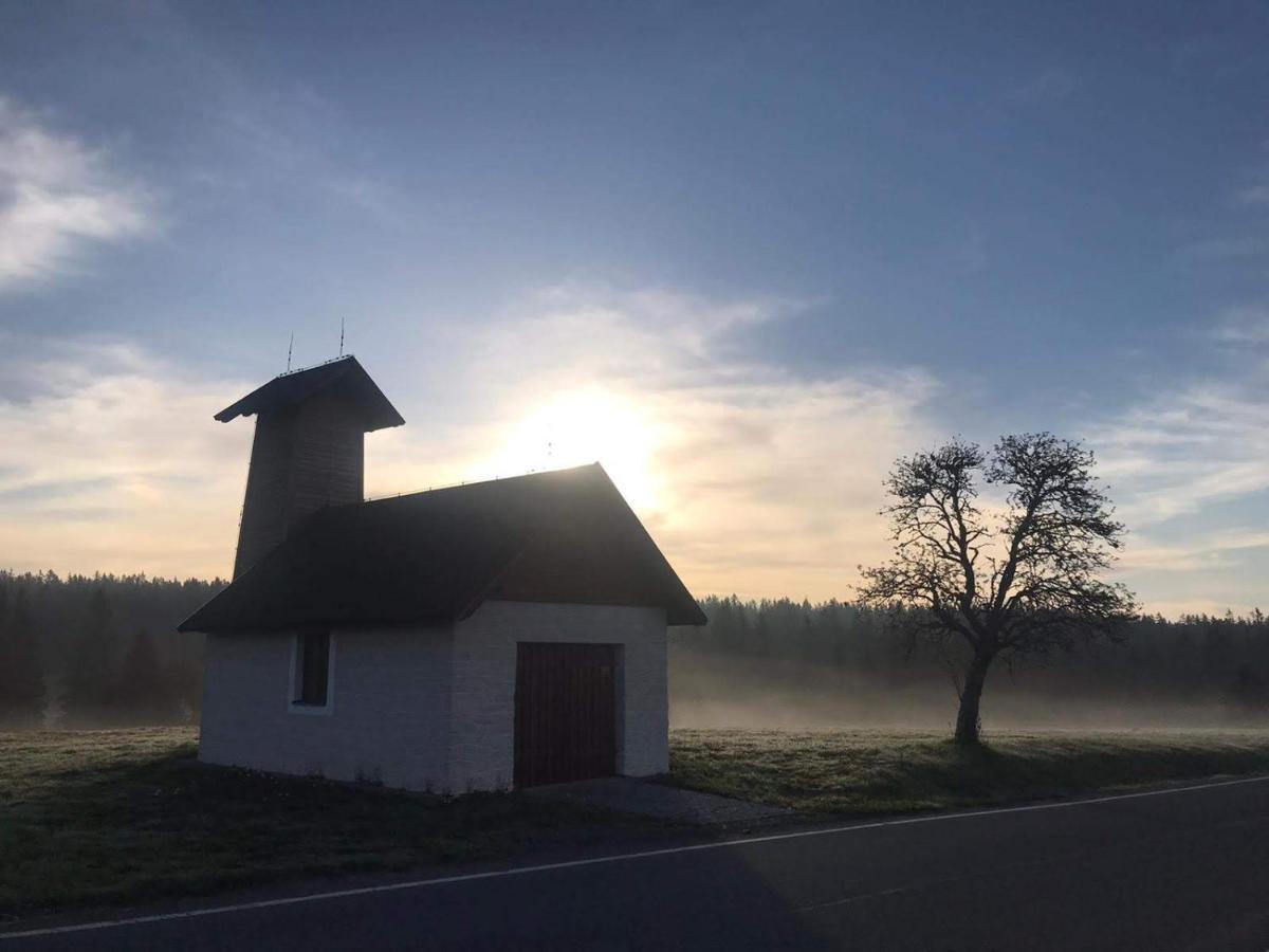 Horska Kvilda - Ubytovani U Chvalu Bagian luar foto