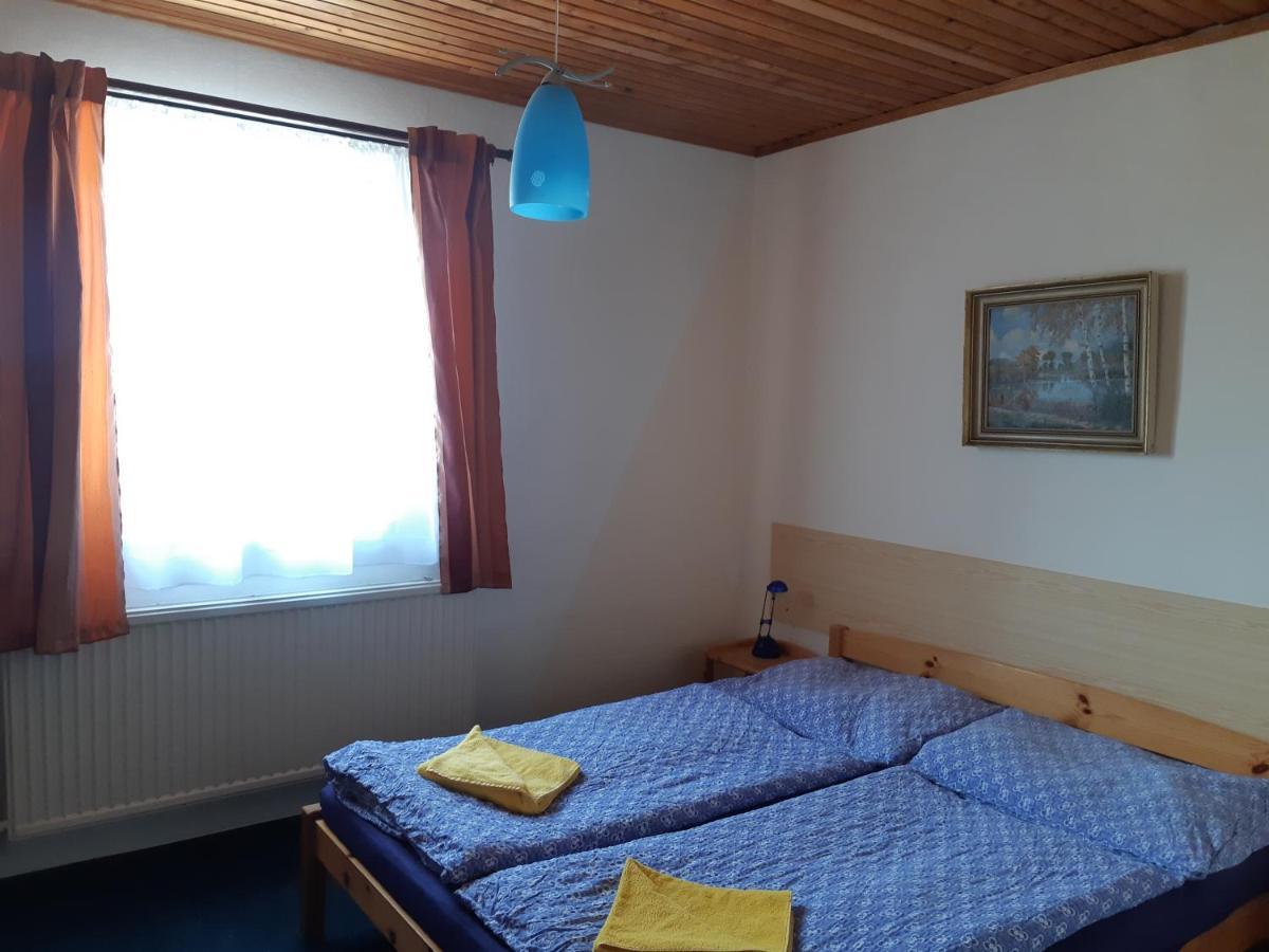Horska Kvilda - Ubytovani U Chvalu Bagian luar foto