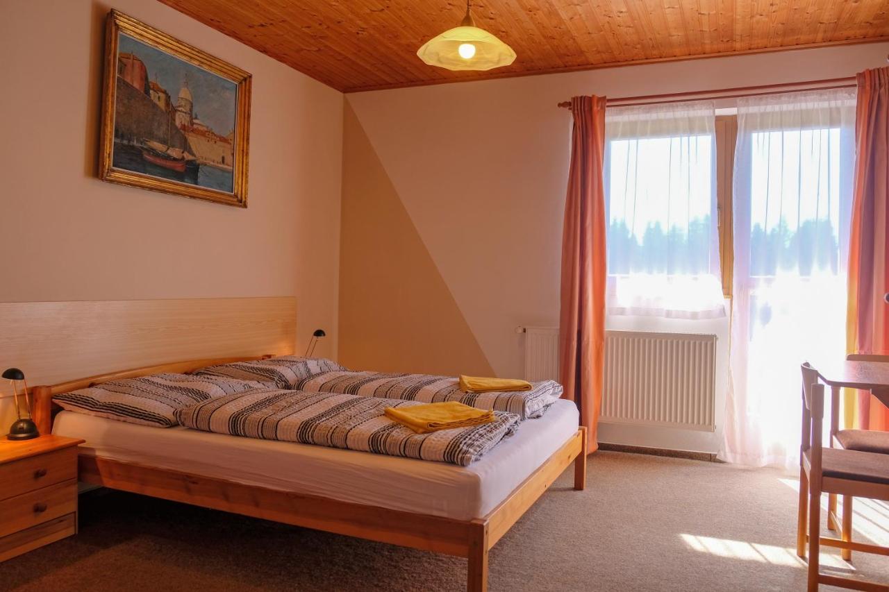 Horska Kvilda - Ubytovani U Chvalu Bagian luar foto